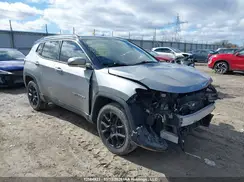 3C4NJDCB0JT117850 2018 JEEP COMPASS