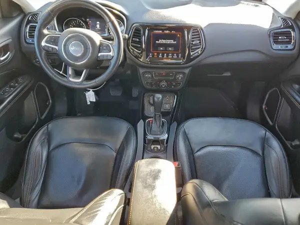 3C4NJDCB0JT132042 2018 JEEP COMPASS - Image 8