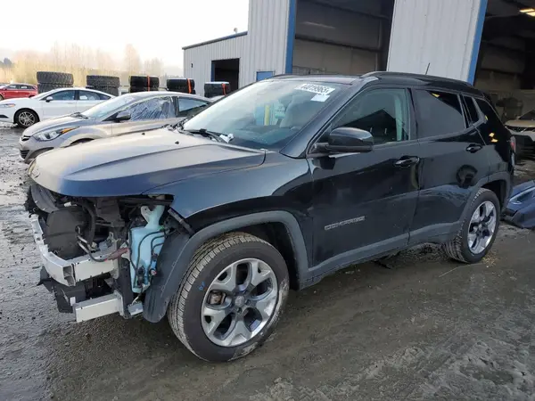 3C4NJDCB0JT168586 2018 JEEP COMPASS - Image 1