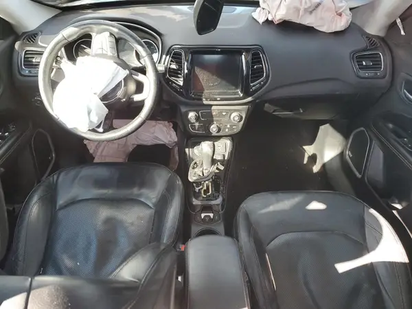 3C4NJDCB0JT168619 2018 JEEP COMPASS - Image 8