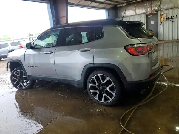 3C4NJDCB0JT200310 2018 JEEP COMPASS - Image 2