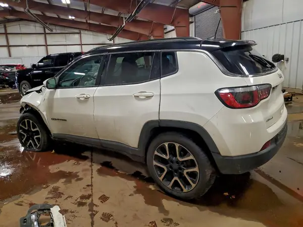 3C4NJDCB0JT223814 2018 JEEP COMPASS - Image 2