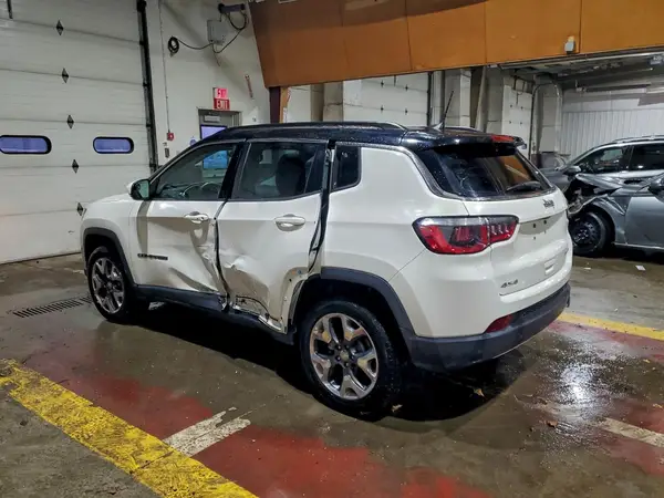 3C4NJDCB0JT234411 2018 JEEP COMPASS - Image 2