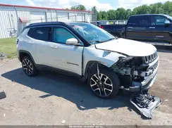 3C4NJDCB0JT238412 2018 JEEP COMPASS