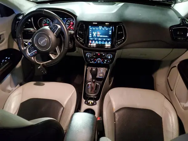 3C4NJDCB0JT249300 2018 JEEP COMPASS - Image 8