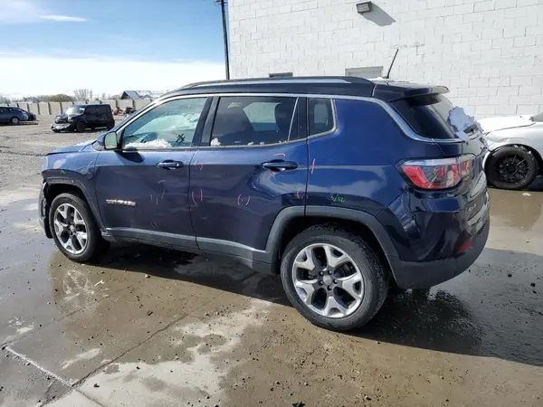 3C4NJDCB0JT252181 2018 JEEP COMPASS - Image 2