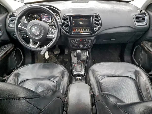 3C4NJDCB0JT252732 2018 JEEP COMPASS - Image 8