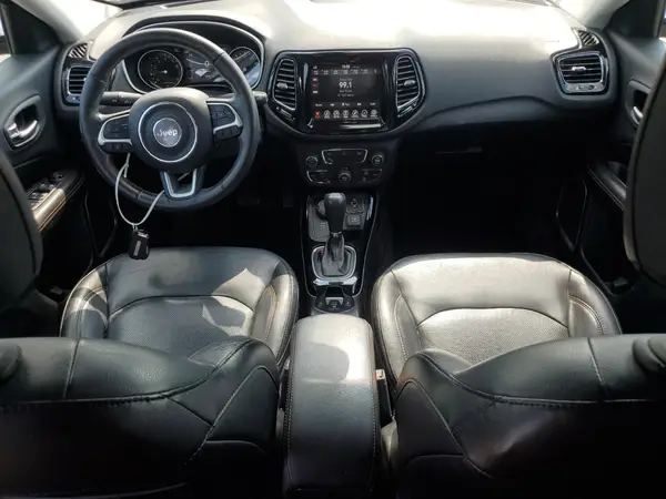 3C4NJDCB0JT259292 2018 JEEP COMPASS - Image 8