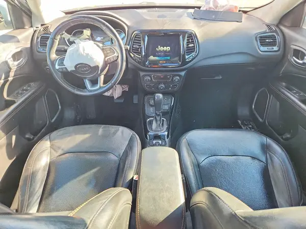 3C4NJDCB0JT264119 2018 JEEP COMPASS - Image 8