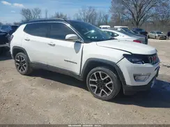 3C4NJDCB0JT272883 2018 JEEP COMPASS