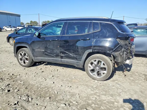 3C4NJDCB0JT308104 2018 JEEP COMPASS - Image 2