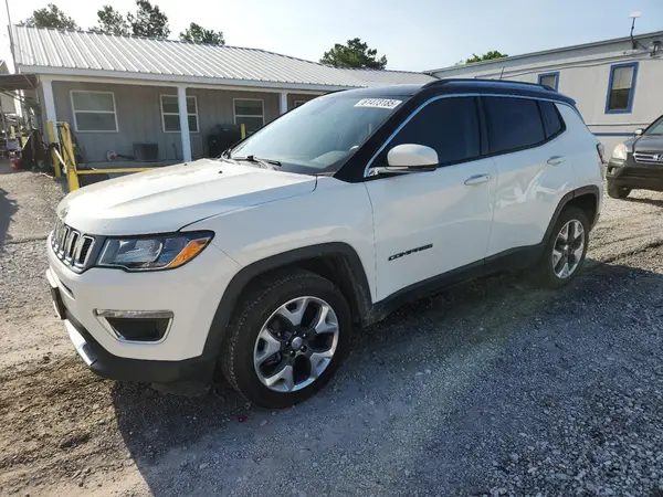 3C4NJDCB0JT315585 2018 JEEP COMPASS - Image 1