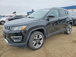 3C4NJDCB0JT330863 2018 JEEP COMPASS