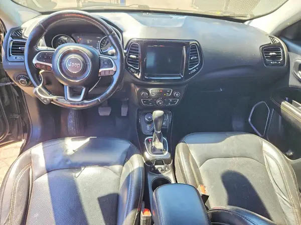 3C4NJDCB0JT332516 2018 JEEP COMPASS - Image 8
