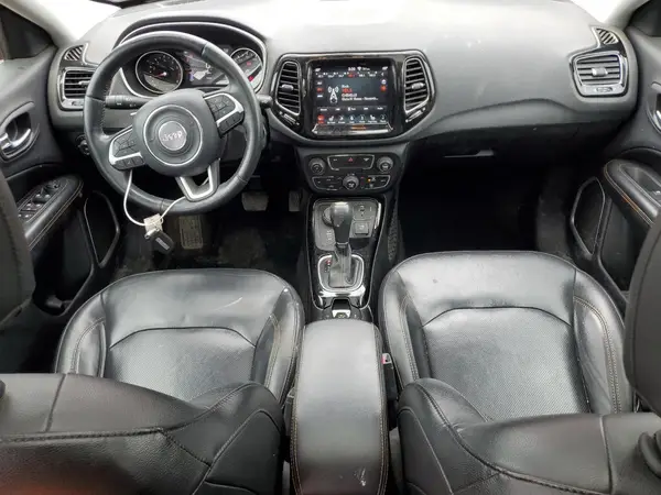 3C4NJDCB0JT354516 2018 JEEP COMPASS - Image 8