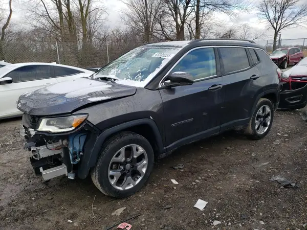 3C4NJDCB0JT372966 2018 JEEP COMPASS - Image 1