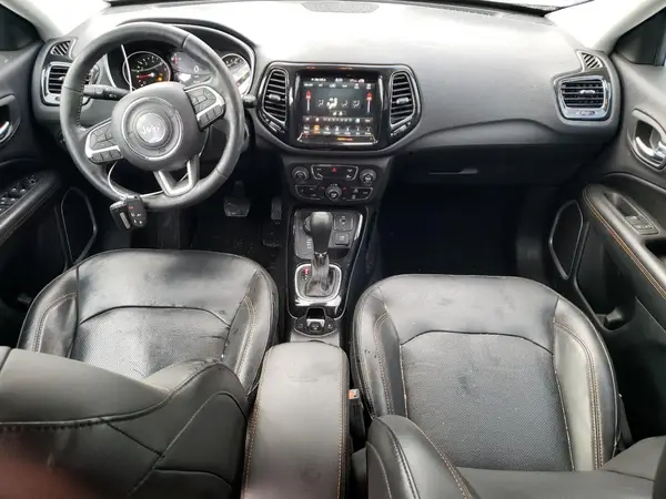 3C4NJDCB0JT372966 2018 JEEP COMPASS - Image 8