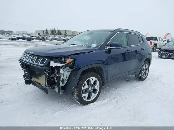 3C4NJDCB0JT391050 2018 JEEP COMPASS - Image 2