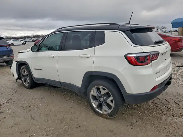 3C4NJDCB0JT397933 2018 JEEP COMPASS - Image 2