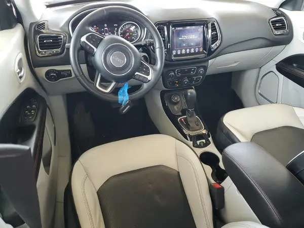 3C4NJDCB0JT399987 2018 JEEP COMPASS - Image 8