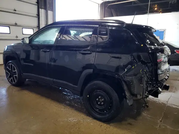 3C4NJDCB0JT401186 2018 JEEP COMPASS - Image 2