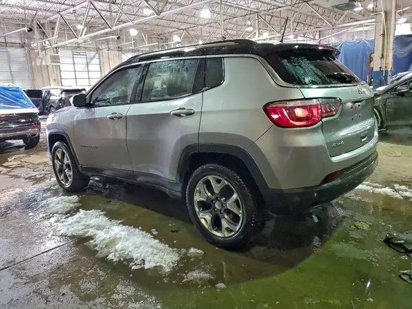 3C4NJDCB0JT404251 2018 JEEP COMPASS - Image 2