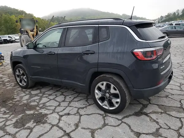 3C4NJDCB0JT455586 2018 JEEP COMPASS - Image 2