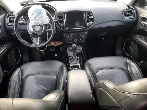 3C4NJDCB0JT479922 2018 JEEP COMPASS - Image 8