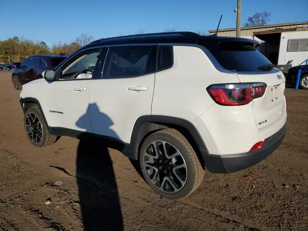 3C4NJDCB0JT481329 2018 JEEP COMPASS - Image 2
