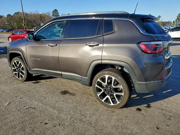 3C4NJDCB0JT481606 2018 JEEP COMPASS - Image 2