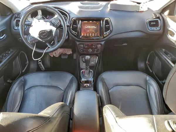 3C4NJDCB0JT481606 2018 JEEP COMPASS - Image 8