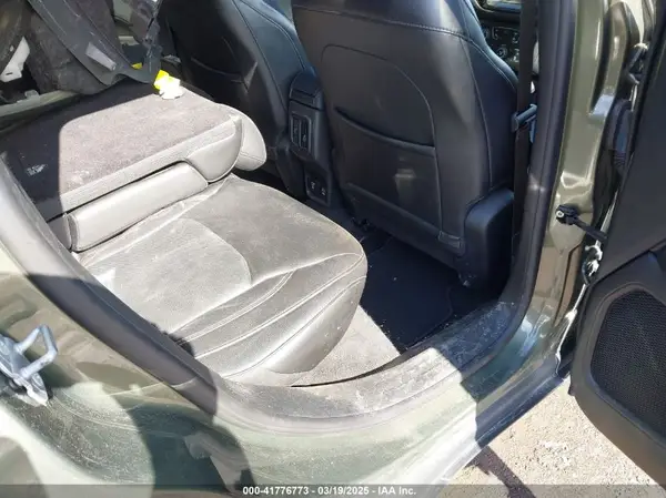 3C4NJDCB0JT483727 2018 JEEP COMPASS - Image 8
