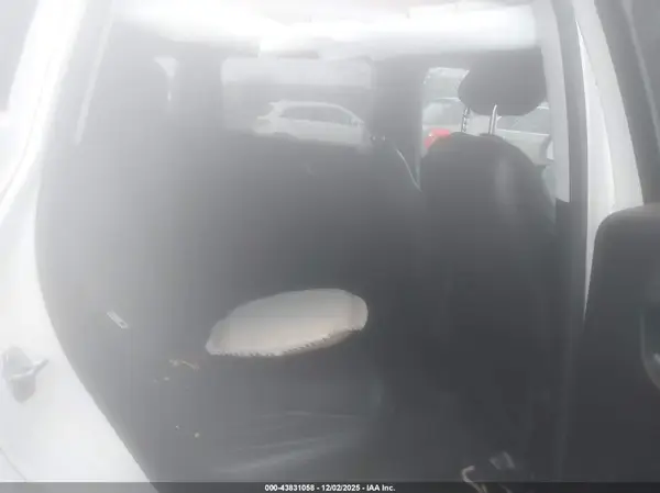 3C4NJDCB0JT483923 2018 JEEP COMPASS - Image 8