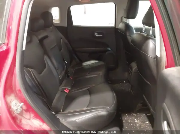 3C4NJDCB0KT585093 2019 JEEP COMPASS - Image 8
