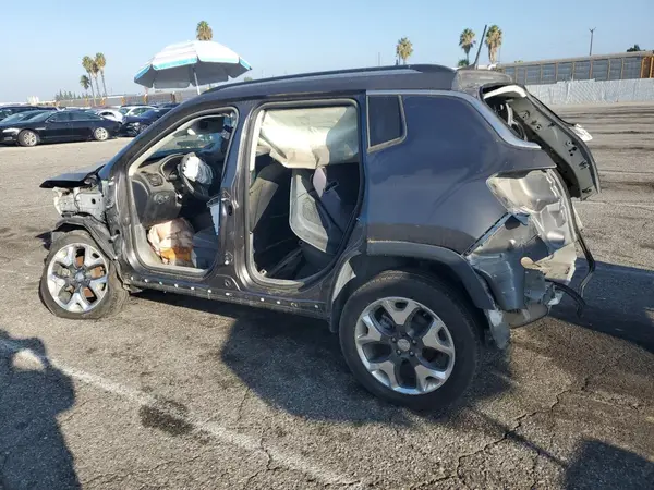 3C4NJDCB0KT621056 2019 JEEP COMPASS - Image 2