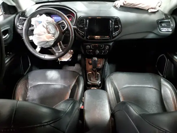 3C4NJDCB0KT624085 2019 JEEP COMPASS - Image 8