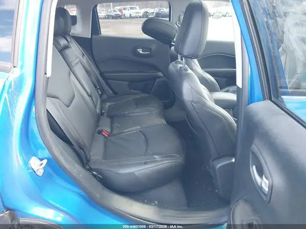 3C4NJDCB0KT630744 2019 JEEP COMPASS - Image 8