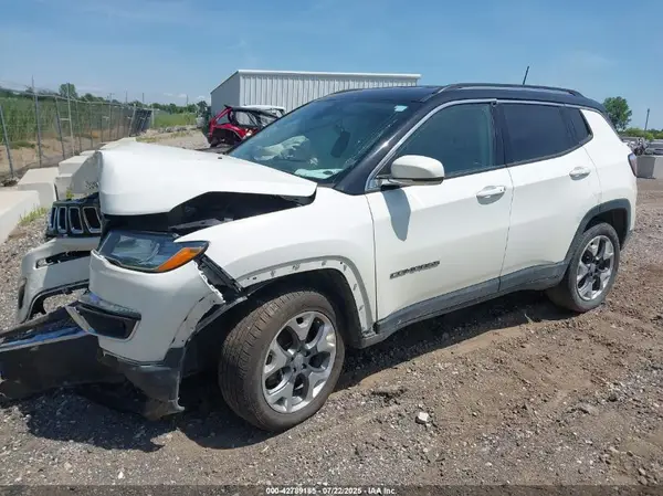 3C4NJDCB0KT641808 2019 JEEP COMPASS - Image 2