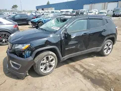 3C4NJDCB0KT647592 2019 JEEP COMPASS