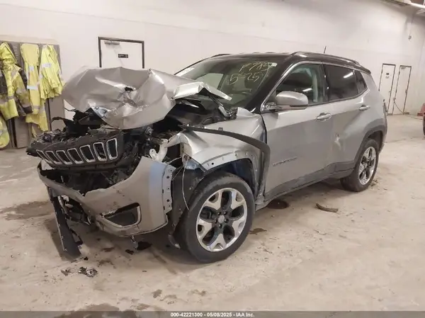 3C4NJDCB0KT656468 2019 JEEP COMPASS - Image 2