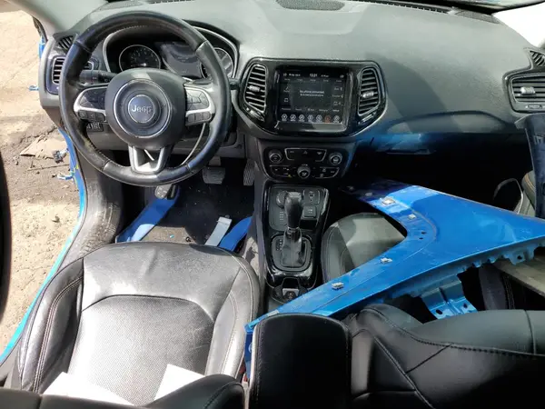 3C4NJDCB0KT679300 2019 JEEP COMPASS - Image 8