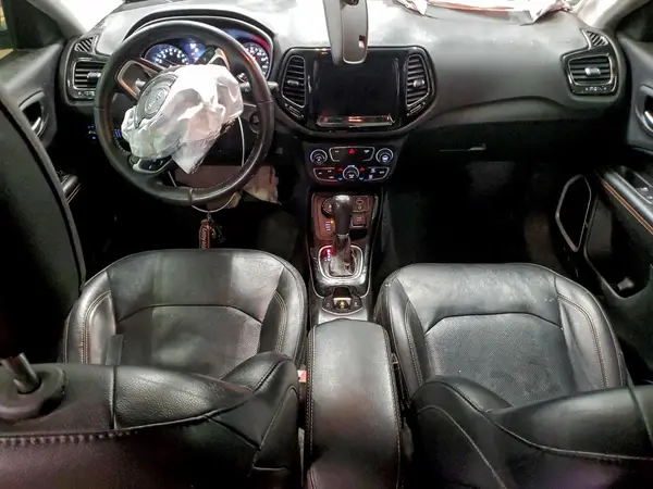 3C4NJDCB0KT690829 2019 JEEP COMPASS - Image 8