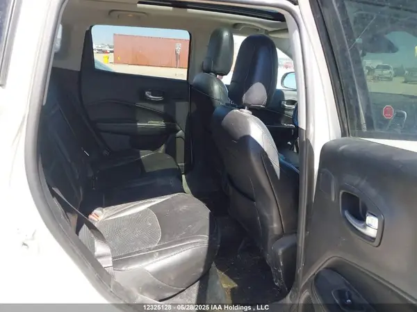 3C4NJDCB0KT704471 2019 JEEP COMPASS - Image 8