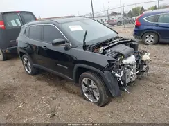 3C4NJDCB0KT734182 2019 JEEP COMPASS