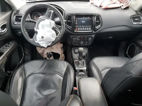 3C4NJDCB0KT737082 2019 JEEP COMPASS - Image 8