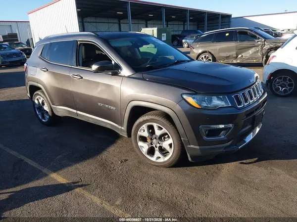 3C4NJDCB0KT776108 2019 JEEP COMPASS - Image 1