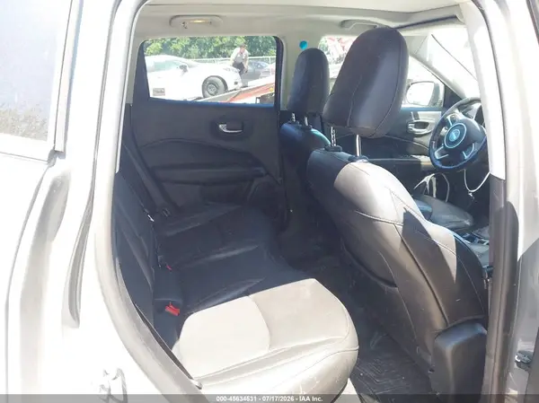 3C4NJDCB0KT791966 2019 JEEP COMPASS - Image 8
