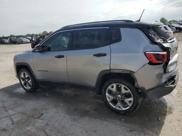 3C4NJDCB0LT106804 2020 JEEP COMPASS - Image 2