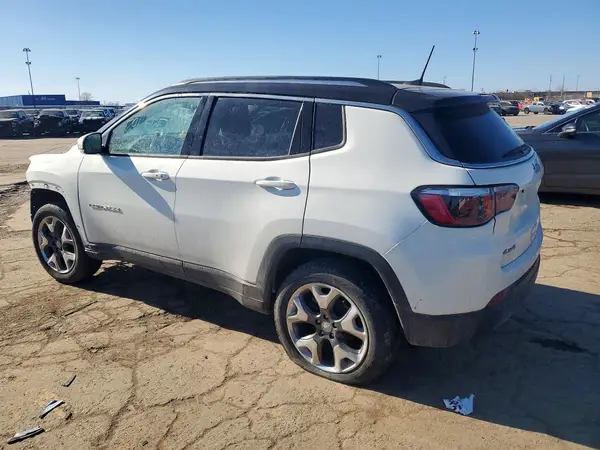 3C4NJDCB0LT118323 2020 JEEP COMPASS - Image 2