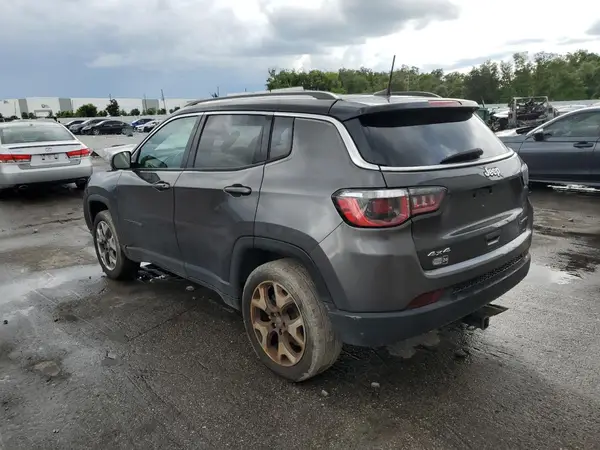 3C4NJDCB0LT138197 2020 JEEP COMPASS - Image 2